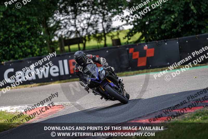 cadwell no limits trackday;cadwell park;cadwell park photographs;cadwell trackday photographs;enduro digital images;event digital images;eventdigitalimages;no limits trackdays;peter wileman photography;racing digital images;trackday digital images;trackday photos